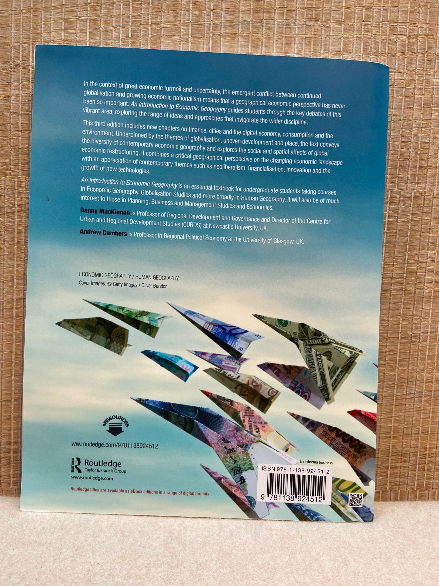 An Introduction to Economic Geography 3rd